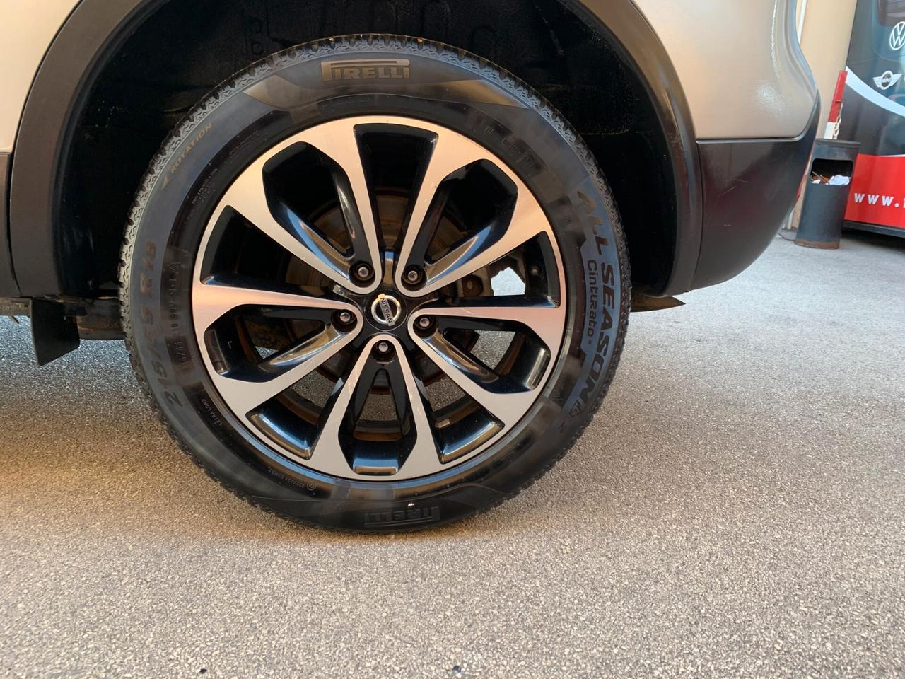 Nissan Qashqai 1.6 dCi DPF Tekna