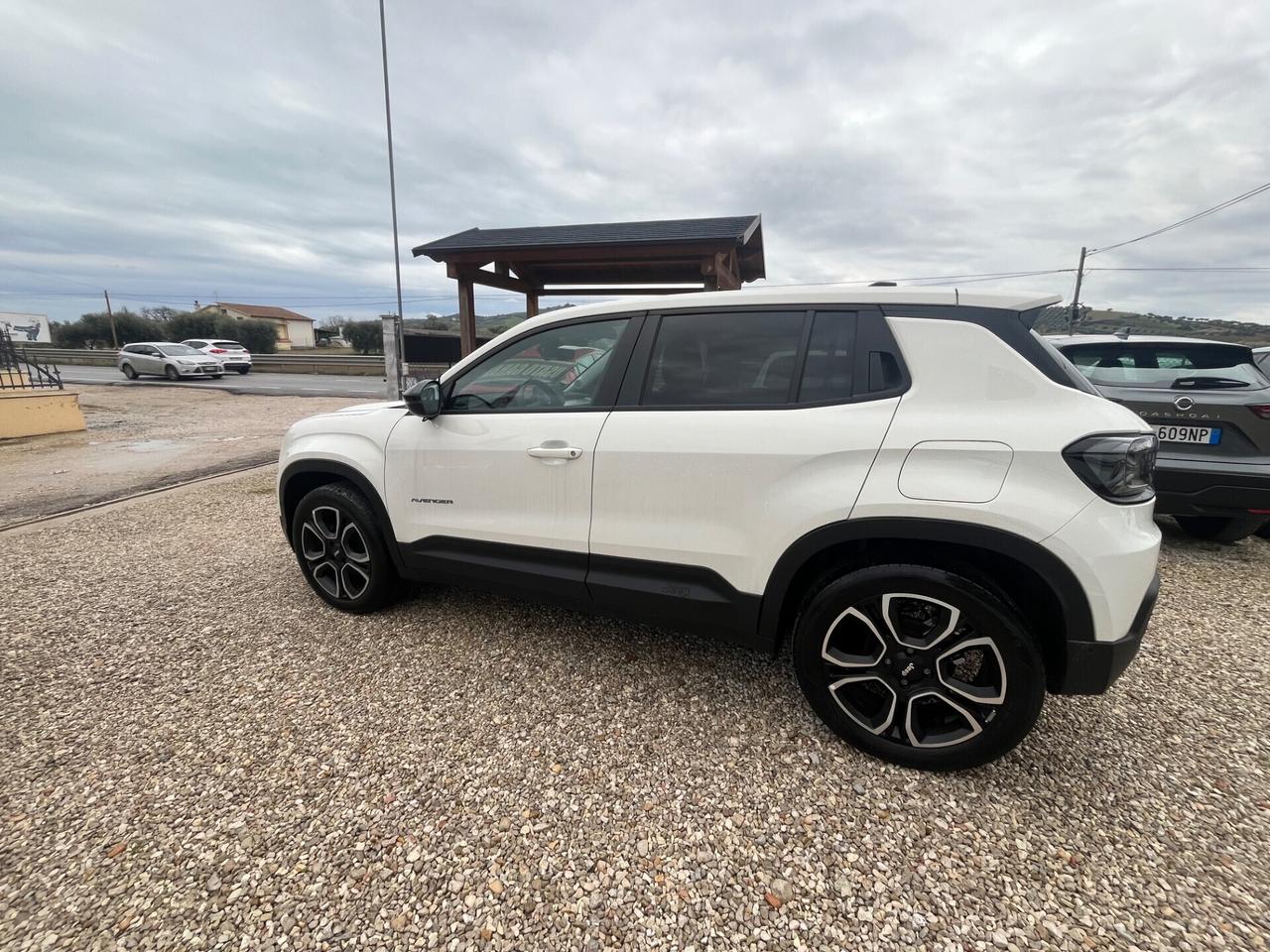 Jeep Avenger 1.2 Turbo 100 CV -summit-