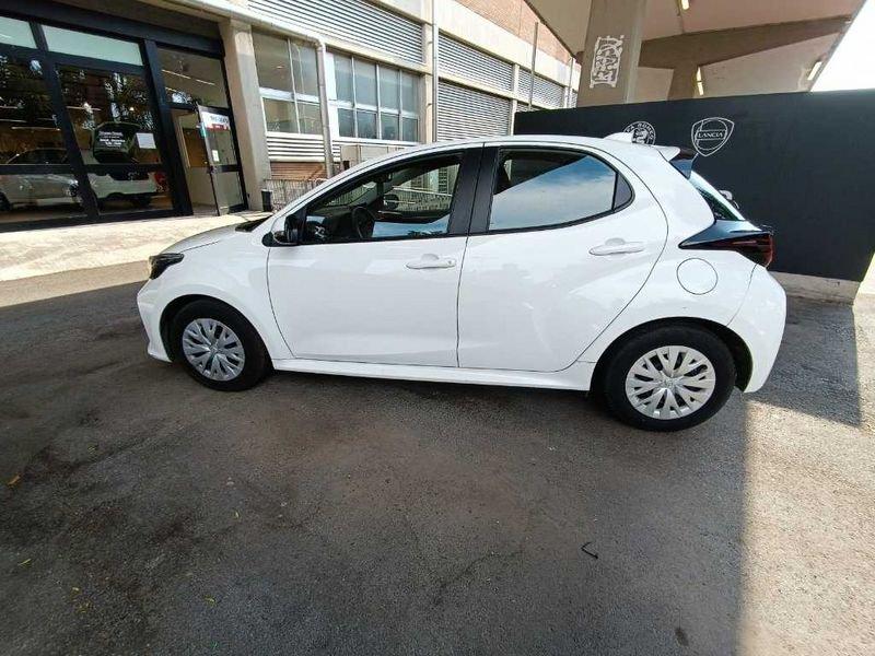 Toyota Yaris 4ª serie 1.0 5 porte Active