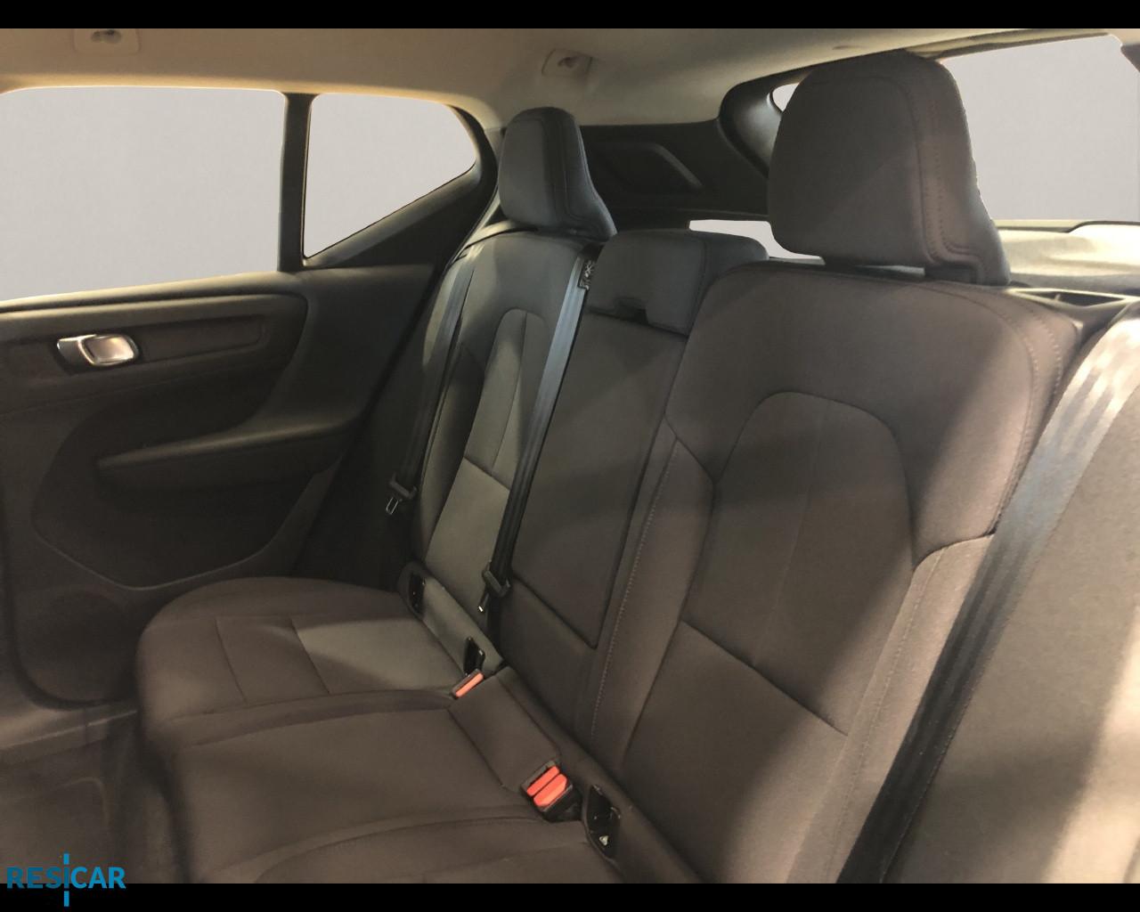 VOLVO XC40 1.5 t3 Momentum Pro 163cv auto my21