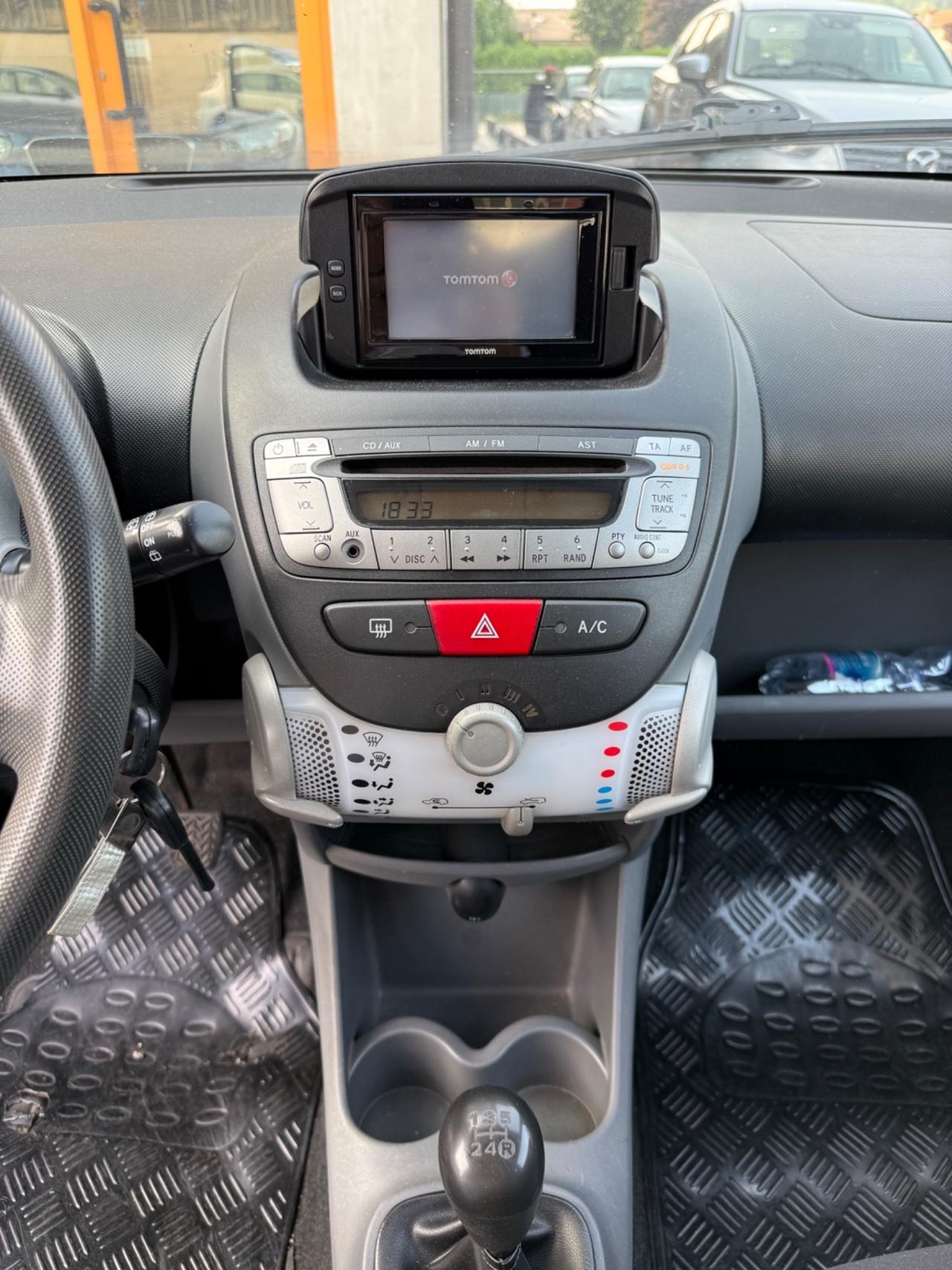 Toyota Aygo 1.0 benz/GPL 68cv E5