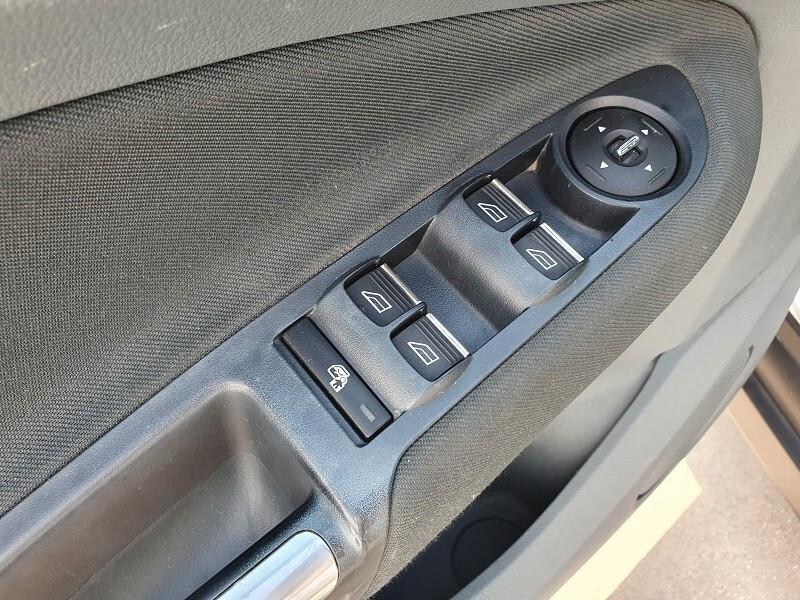FORD C-Max II 1.6 TDCi 115CV S&S TITANIUM NAV SYNC