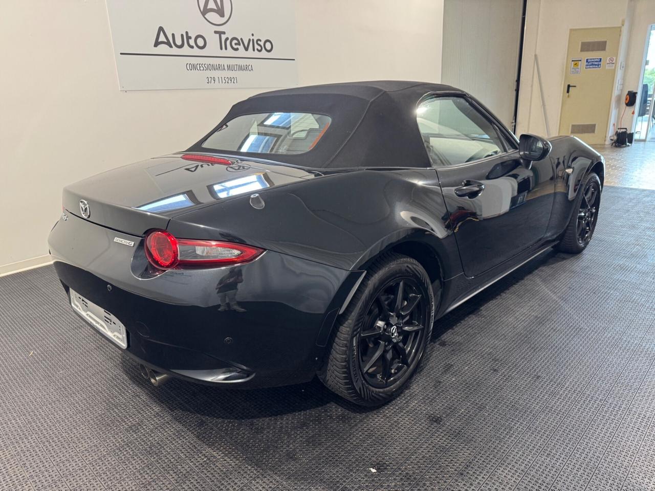 Mazda MX-5 1.5L Skyactiv-G Exceed