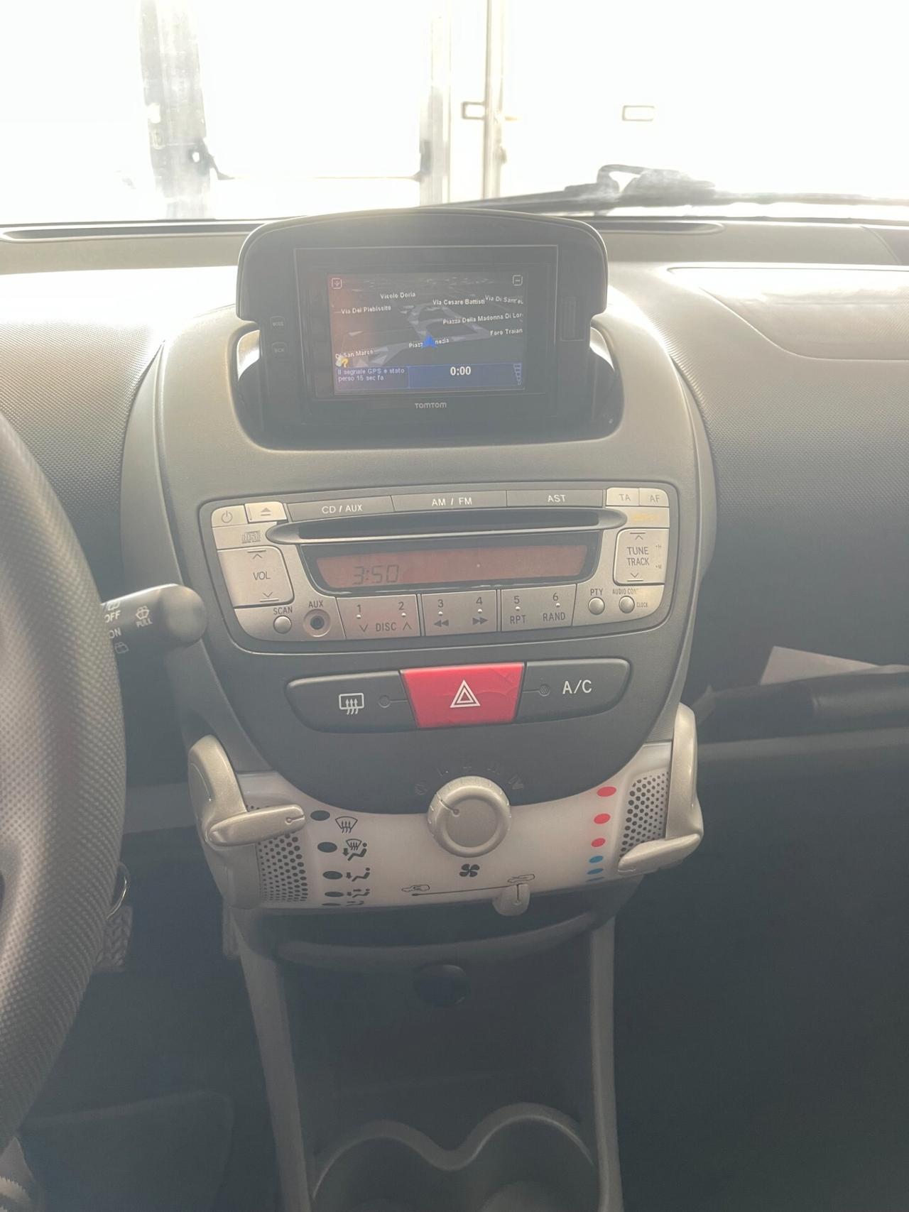Toyota Aygo 1.0 12V VVT-i 5 porte Lounge Connect