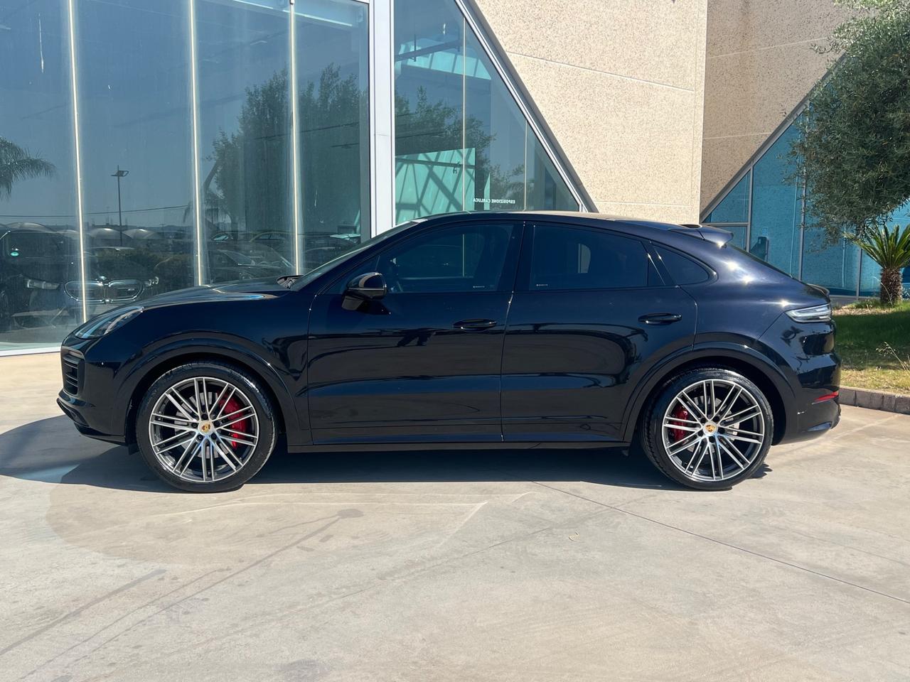 Porsche Cayenne Coupé 4.0 GTS - ANTICIPO €18.000 noleggio no scoring