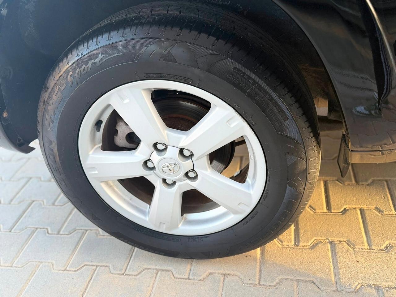 Toyota RAV 4 2.2 D-4D 177 CV sol