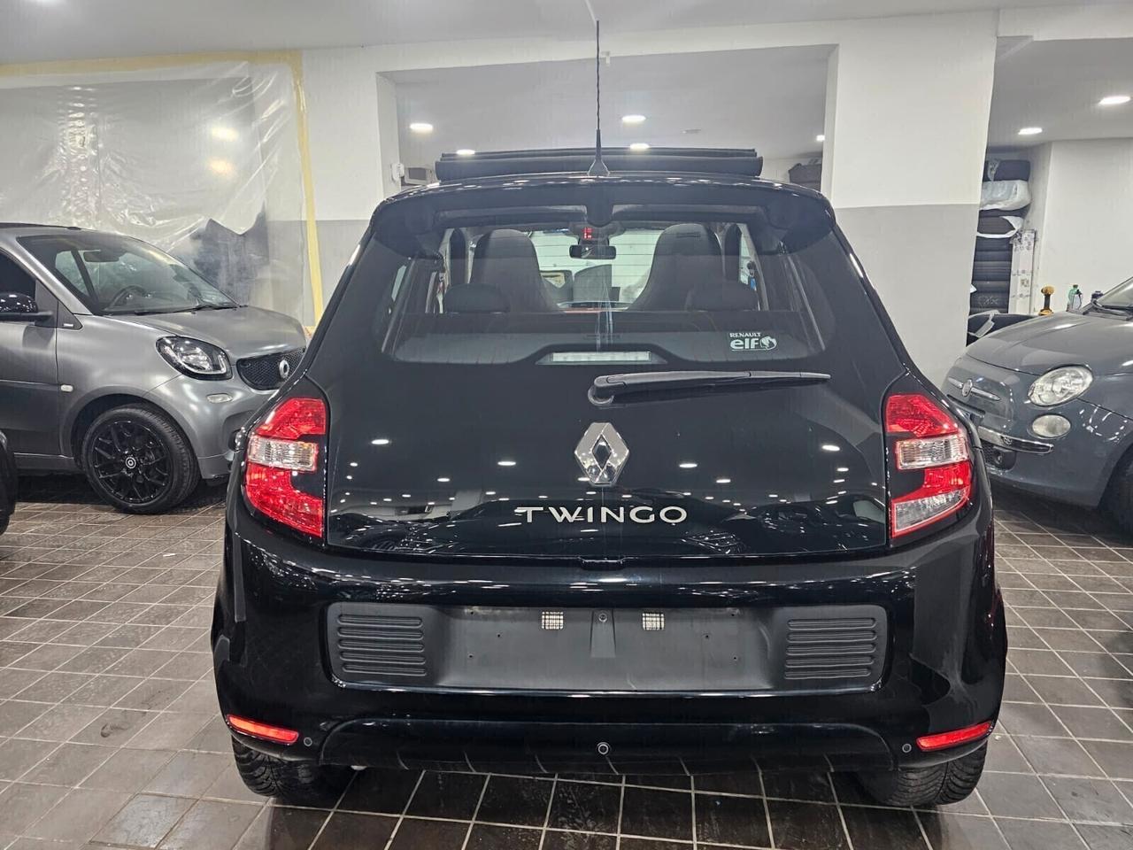 NUOVA RENAULT TWINGO ENERGY INTENS SCe 1.0 BENZ 65CV. GARANZIA UFFICIALE RENAULT. AUTO COME NUOVA.
