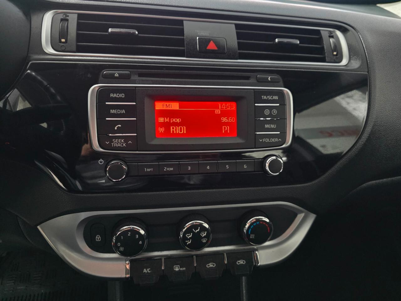 Kia Rio 1.1 CRDi 75cv 5p Cool 2017