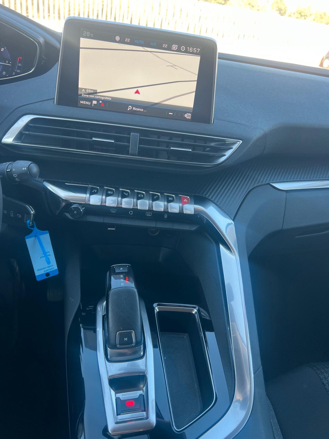 Peugeot 3008 BlueHDi 130 S&S EAT8 Business