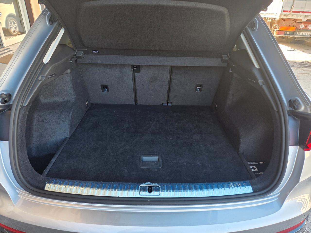 AUDI Q3 ANNO 2022 2.0 TDI 150 CV KM CERTIFICATI