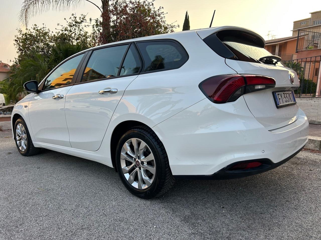 Fiat Tipo 1.6 Mjt SW unico proprietario !!!!!!!