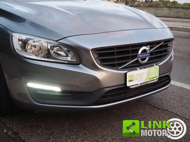 VOLVO V60 D2 Geartronic Kinetic
