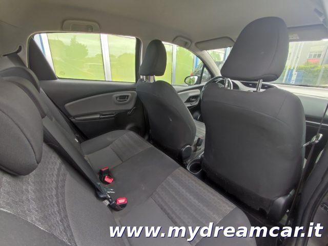TOYOTA Yaris 1.0 5 porte Active