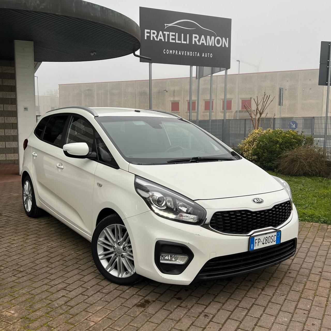 Kia Carens 1.7 CRDi 141 CV Platinum 7 POSTI