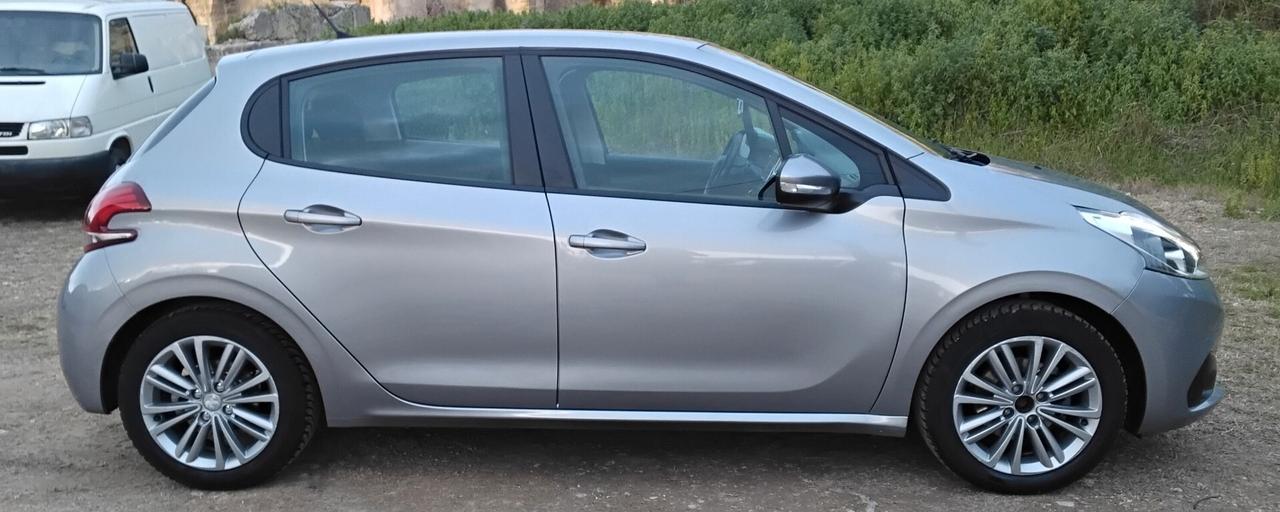 Peugeot 208 BlueHDi 100 S&S 5 porte Active