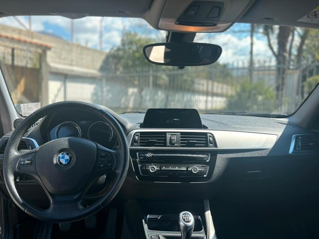 Bmw 116 116d 5p. Business