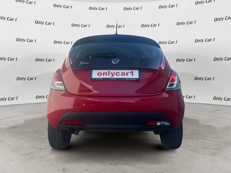 Lancia Ypsilon Ypsilon 1.0 firefly hybrid Silver Plus s&s 70cv