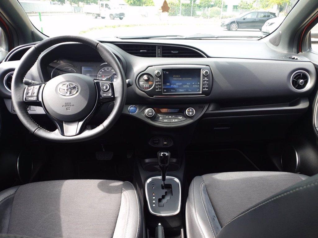 TOYOTA Yaris 5p 1.5h style my18 del 2018