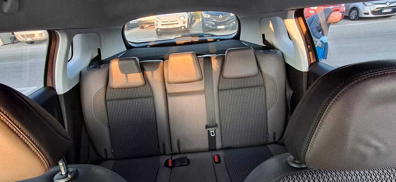 Peugeot 2008 1.6 e-HDi 92 CV Stop&Start Allure