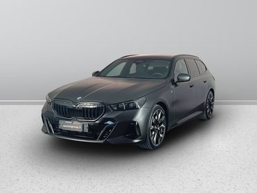 BMW Serie 5 G61 2024 Touring - 520d Touring 48V xdrive MSport Pro auto