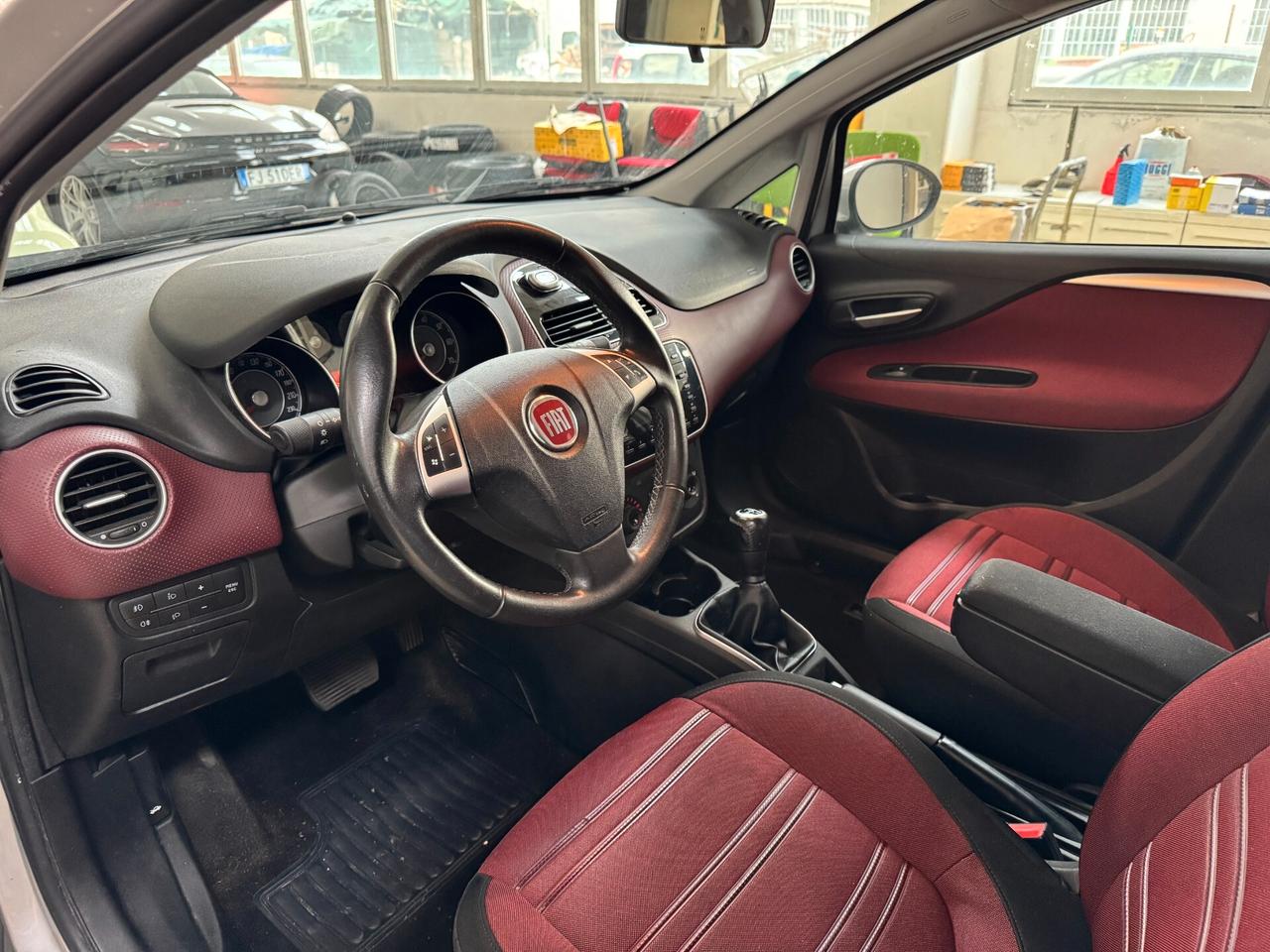 Fiat Punto Evo Punto Evo 1.4 5 porte S&S Dualogic Dynamic