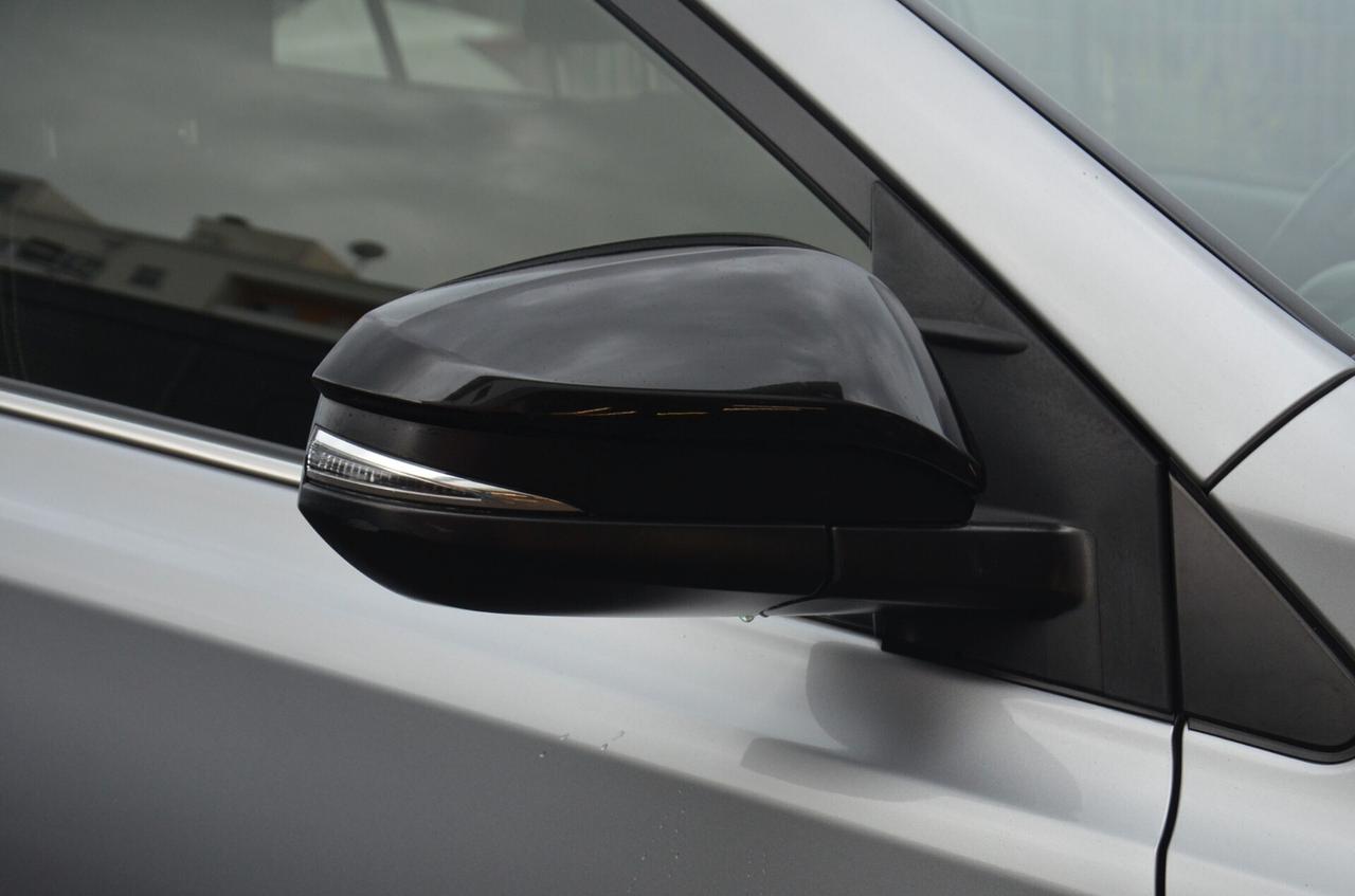 Toyota RAV 4 2.5 Hybrid 2WD Style