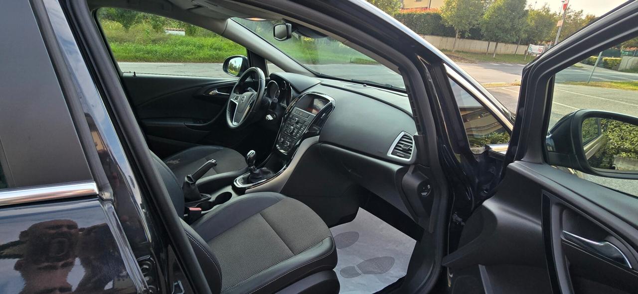 Opel Astra 1.6 CDTI 136CV EcoFLEX S&S 5 porte Cosmo