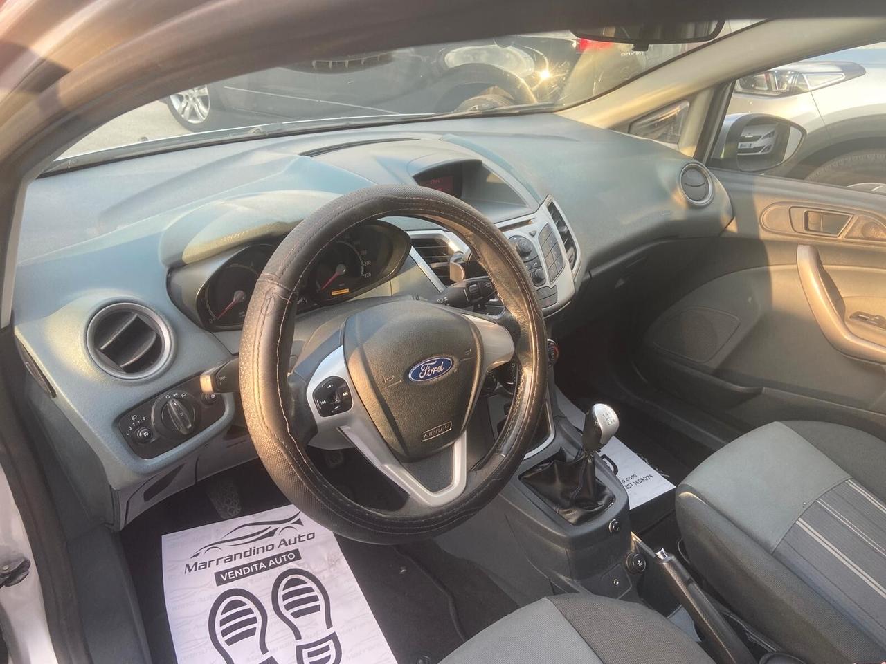 Ford Fiesta 1.4 TDCi 5p. Titanium