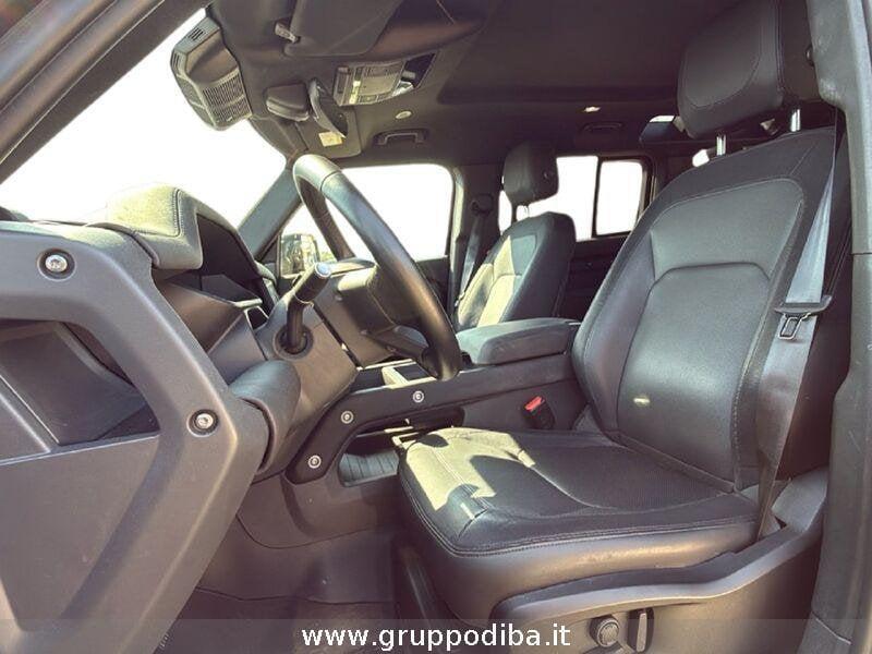 Land Rover Defender VII 2020 110 Diesel 110 3.0d i6 mhev X-Dynamic SE awd 200cv a