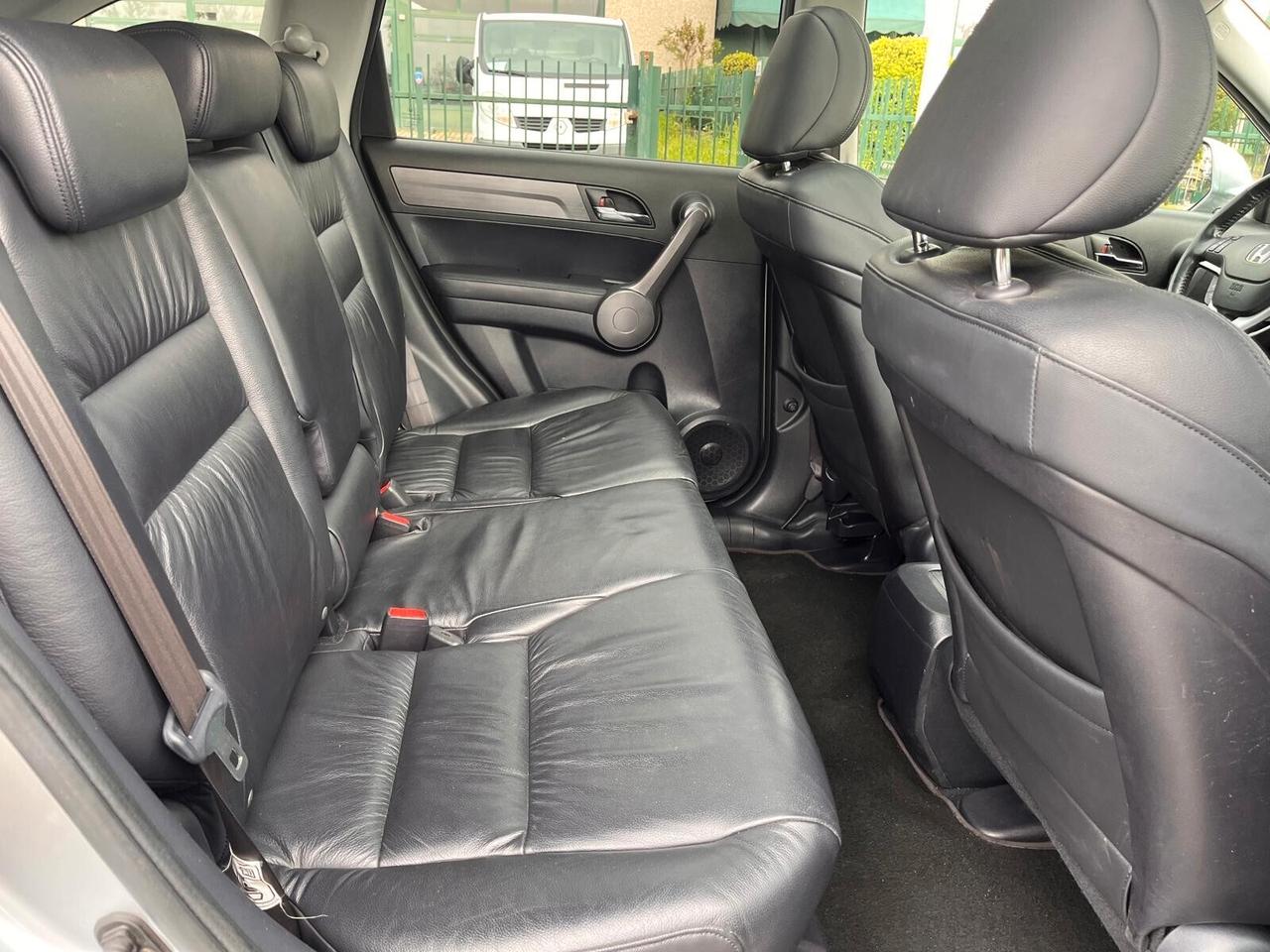 Honda CR-V 2.2 i-CTDi 16V Advance DPF