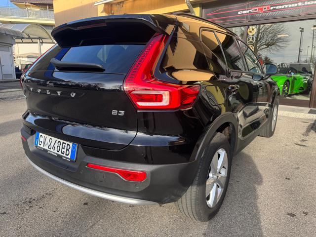 VOLVO XC40 B3 automatico Core