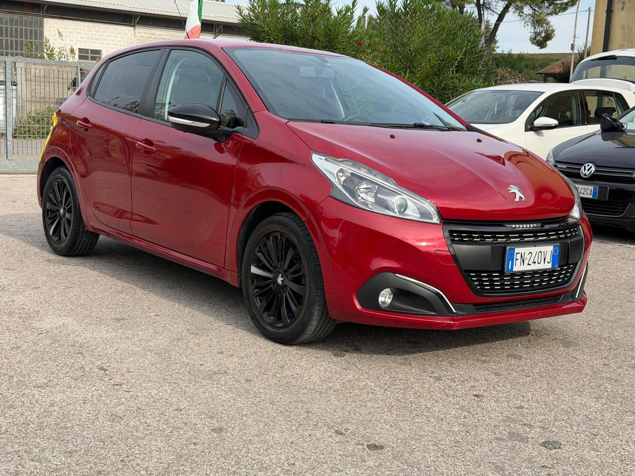 Peugeot 208 PureTech 82 5 porte Allure