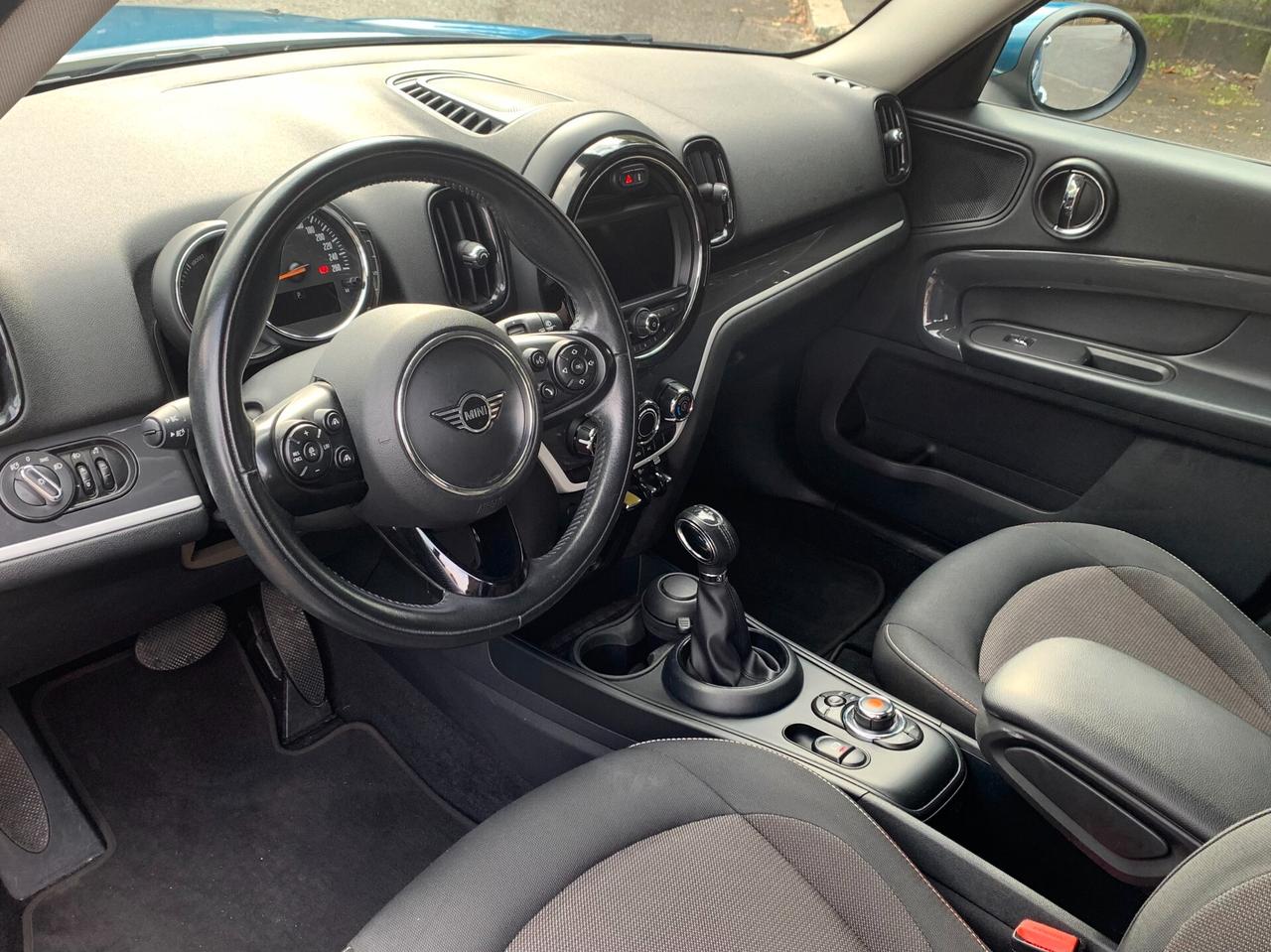 Mini Cooper SE Countryman HBRIDA PLUG-IN KM30800