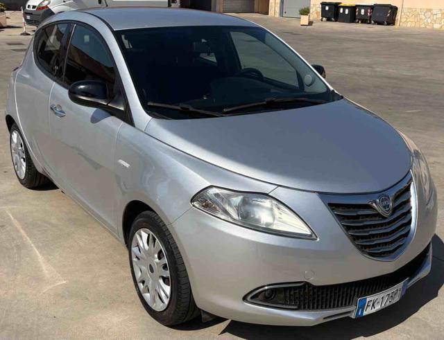 LANCIA Ypsilon 1.2 69 CV 5 porte GPL Gold