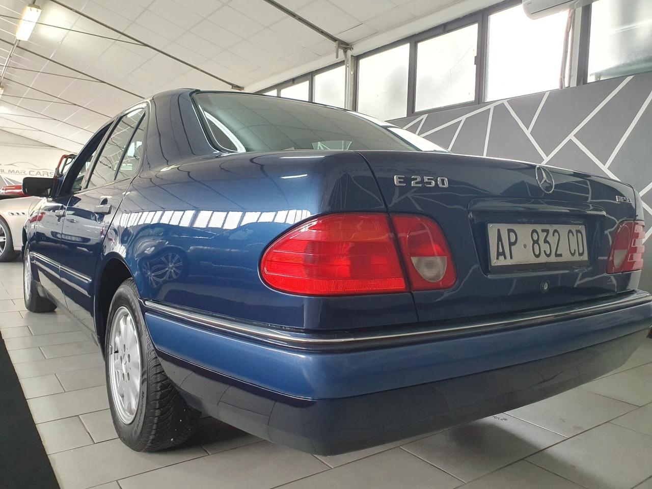 Mercedes-benz E 250 diesel Elegance UNICO PROPRIETARIO