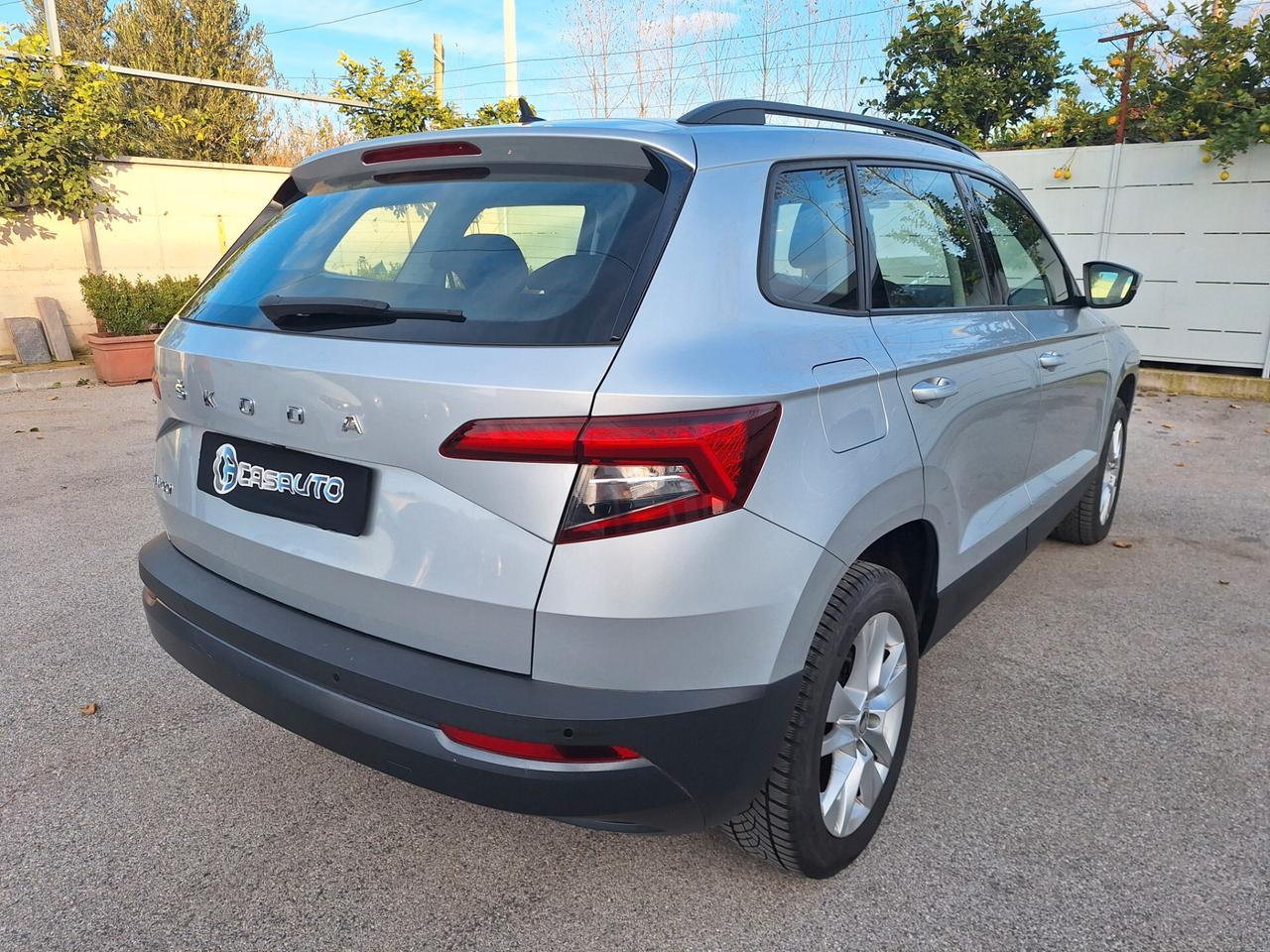 Skoda Karoq EXECUTIVE 1.6 TDI 115cv NAV+RETROCAM. - 2020