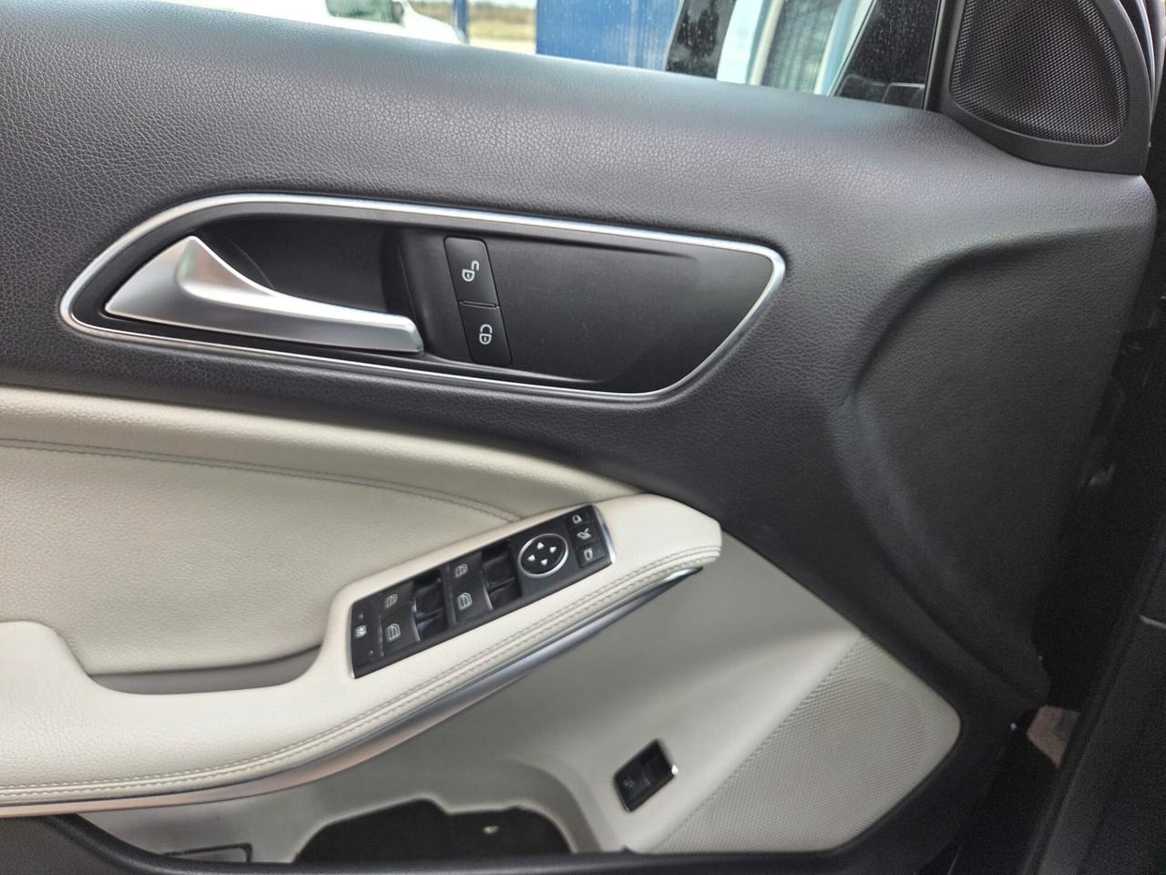 Mercedes-benz GLA 220 d Automatic 4Matic Premium