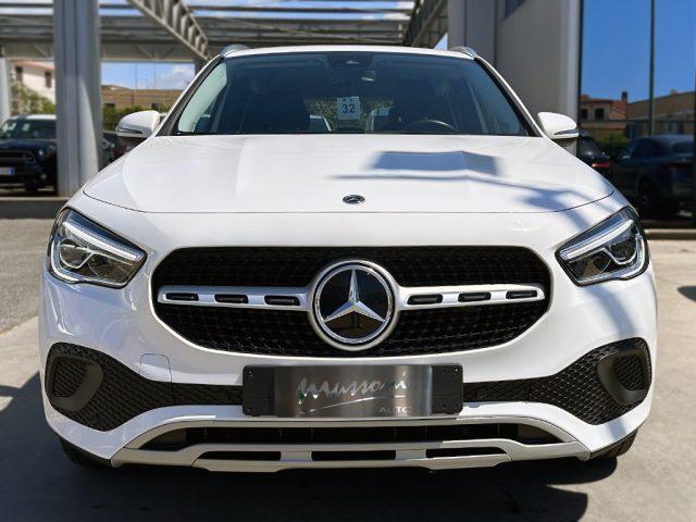 MERCEDES-BENZ GLA 200 d Automatic Sport