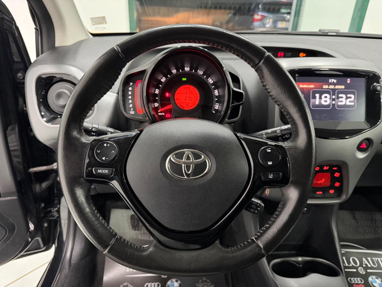 Toyota Aygo Connect 1.0 VVT-i 72 CV 5 porte x-clusiv