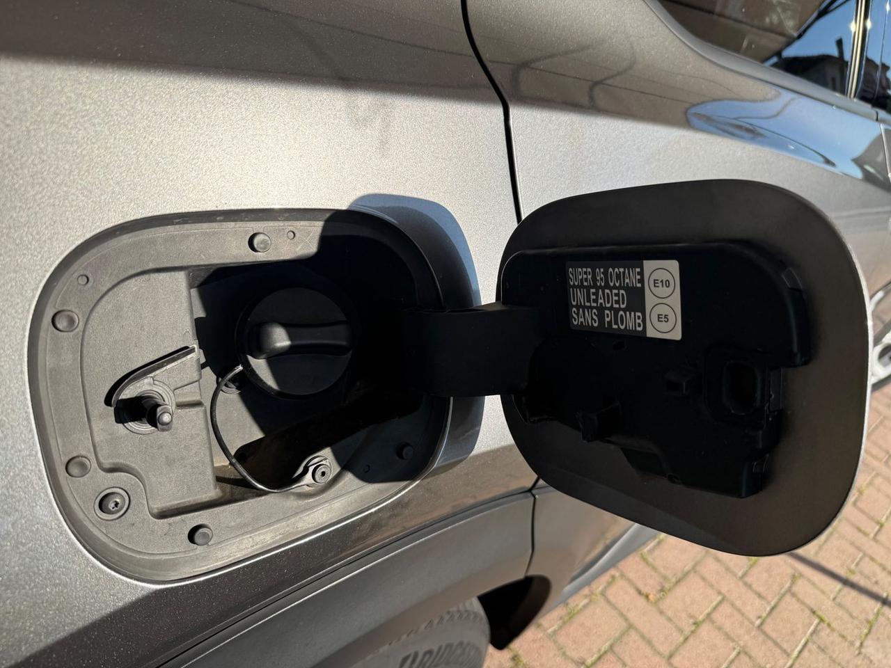 Nissan Juke Premiere Edition 1.0 DIG-T 117