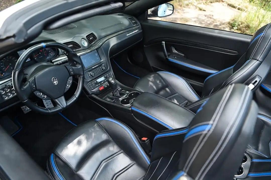 Maserati GranCabrio 4.7 V8 MC