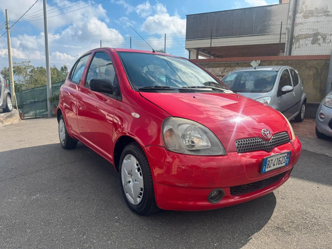 Toyota Yaris 1.3i 16V cat 5 porte Luna