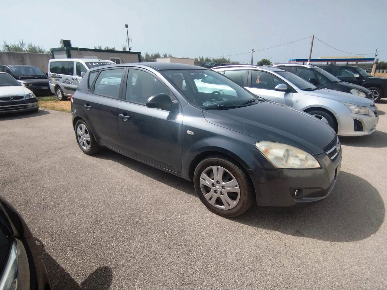 Kia Ceed cee'd 1.4 109CV 5p. LX Bi-Fuel