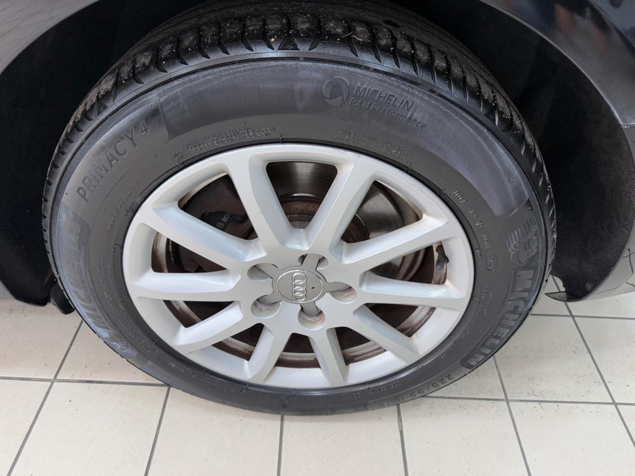 Audi A4 2.0 tdi full optional 2014