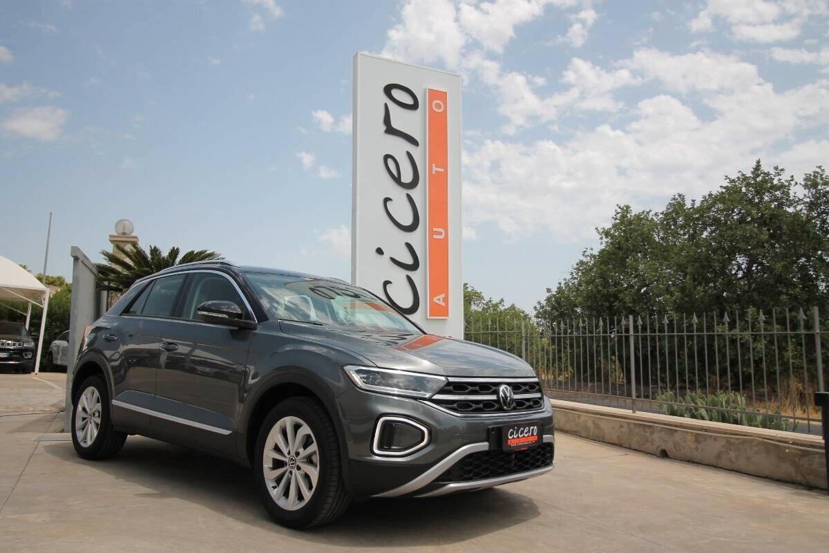 Volkswagen T-Roc 1.0 TSI Style|11.800km|2025