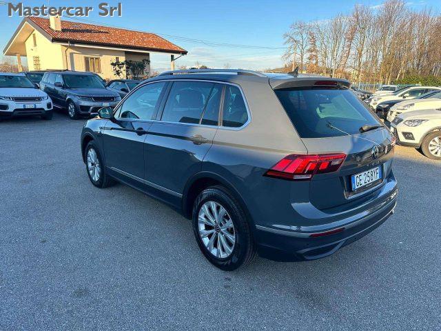 VOLKSWAGEN Tiguan Tiguan 2.0 tdi Life 150cv dsg GE258YF