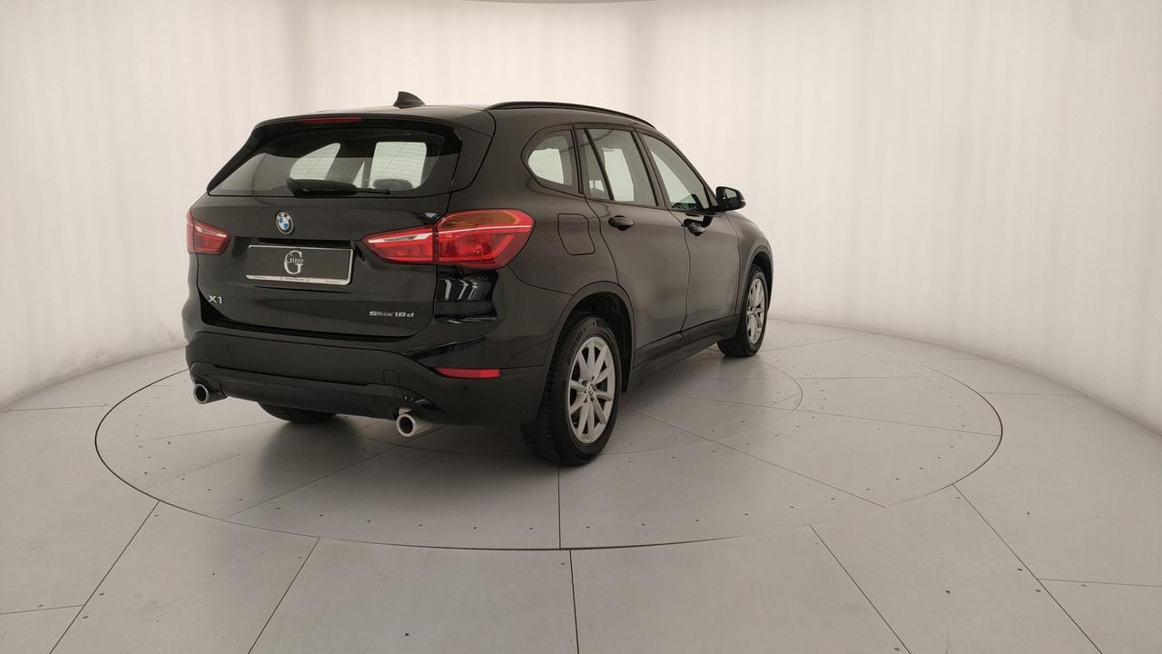 BMW X1 F48 2019 - X1 sdrive18d Advantage