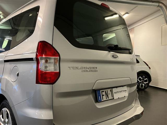 FORD Tourneo Courier 1.5 tdci 75cv plus E6