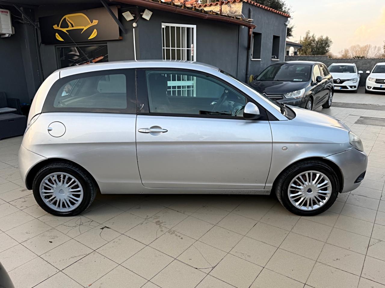 Lancia Ypsilon 1.2 Platino Gpl Valido