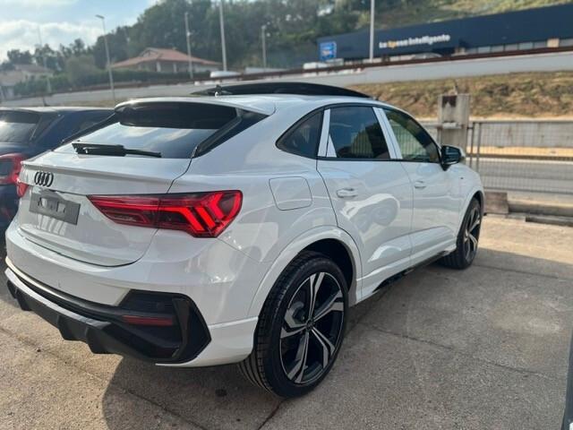 Audi Q3 SPB 40 TDI quattro S tronic S line edition km 0